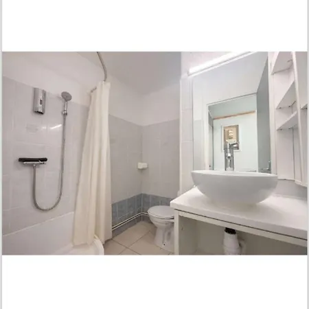 100 M De La Apartamento