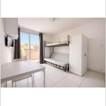 Apartamento 100 M De La